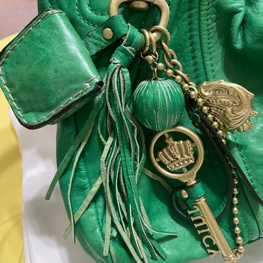 💚JUICY COUTURE💚 Vintage Vibrant Green Shoulder Bag - Picture 3 of 16